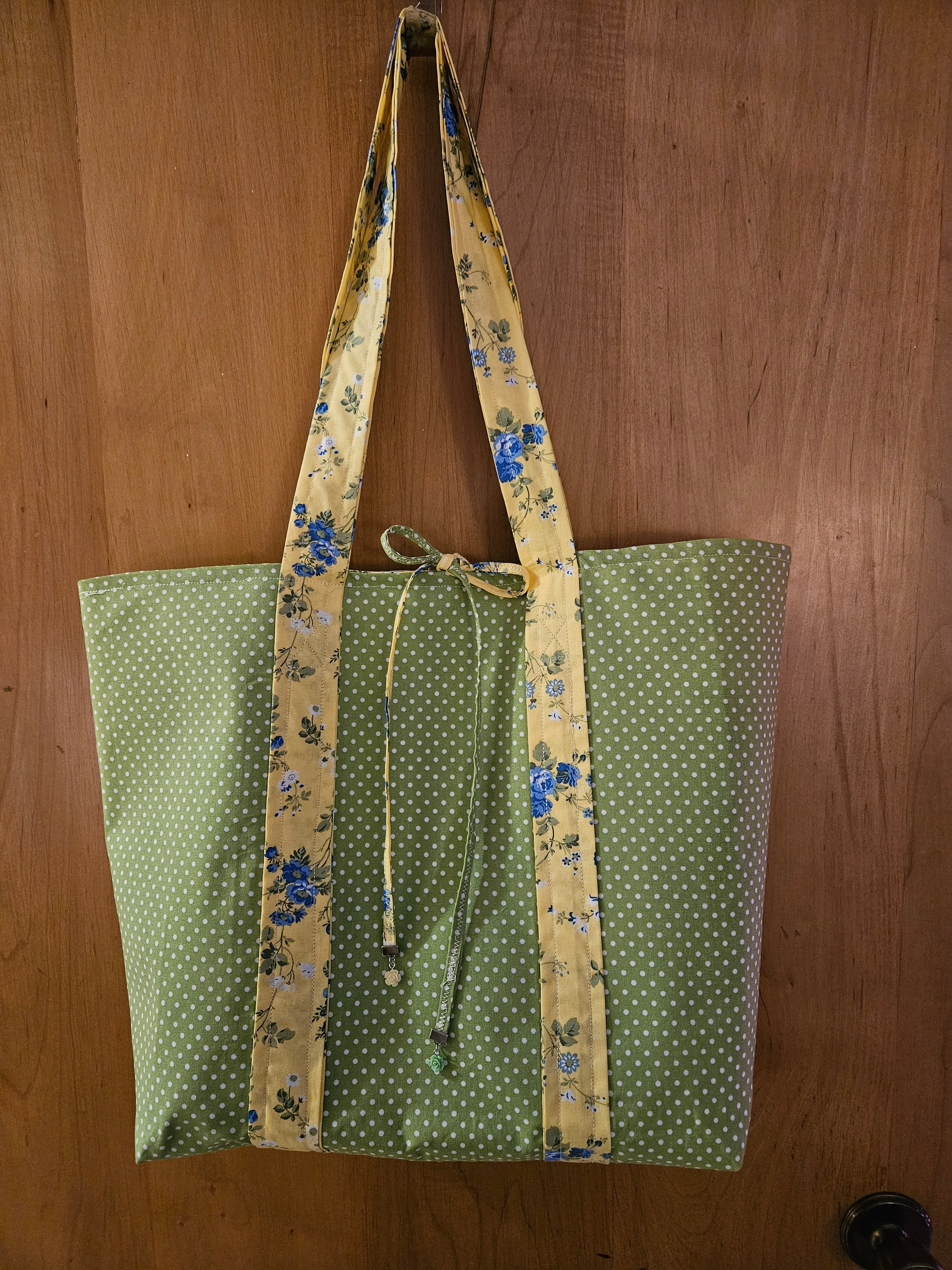 TOTE BAG, Yellow w/Blue Roses and White and Light Green Polka Dots