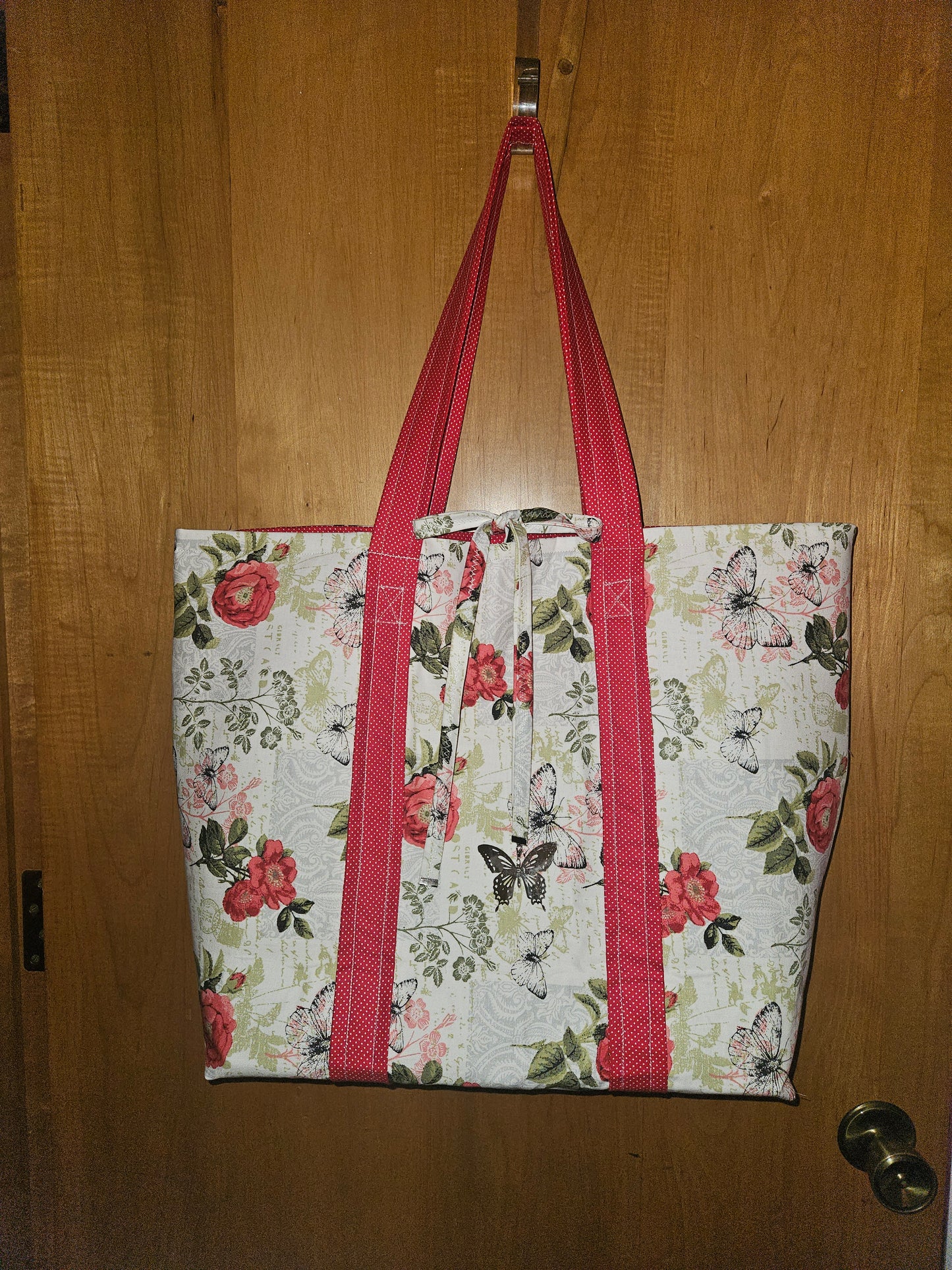 TOTE BAG, Red flowers w/butterflies with Red & White Polka Dot Lining and Straps