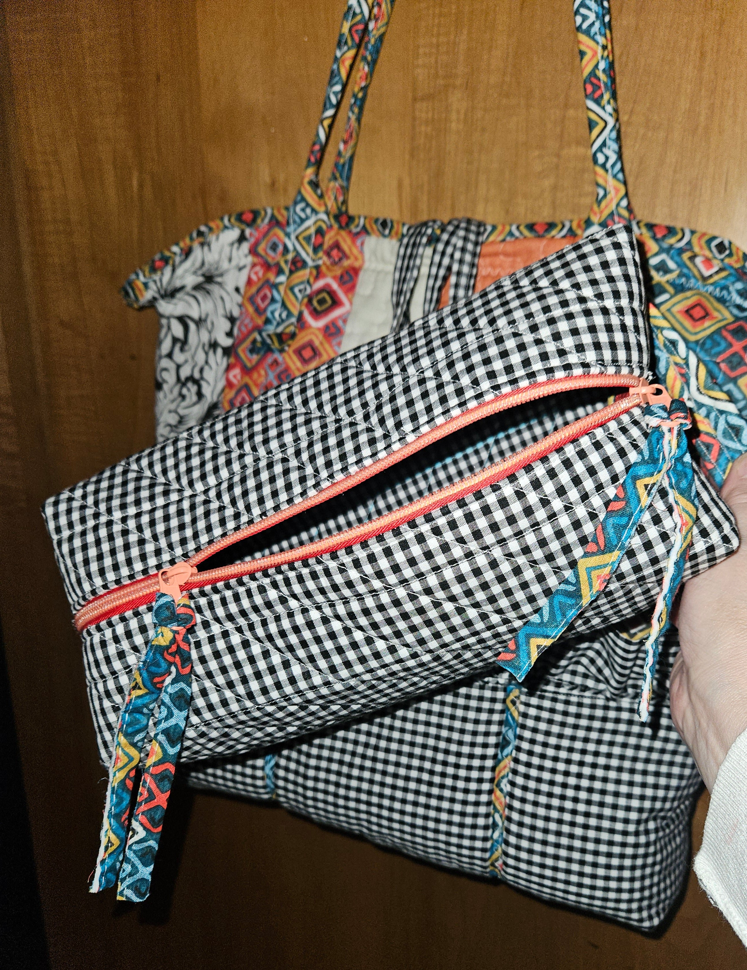 TOTE BAG, Quilted Hobo
