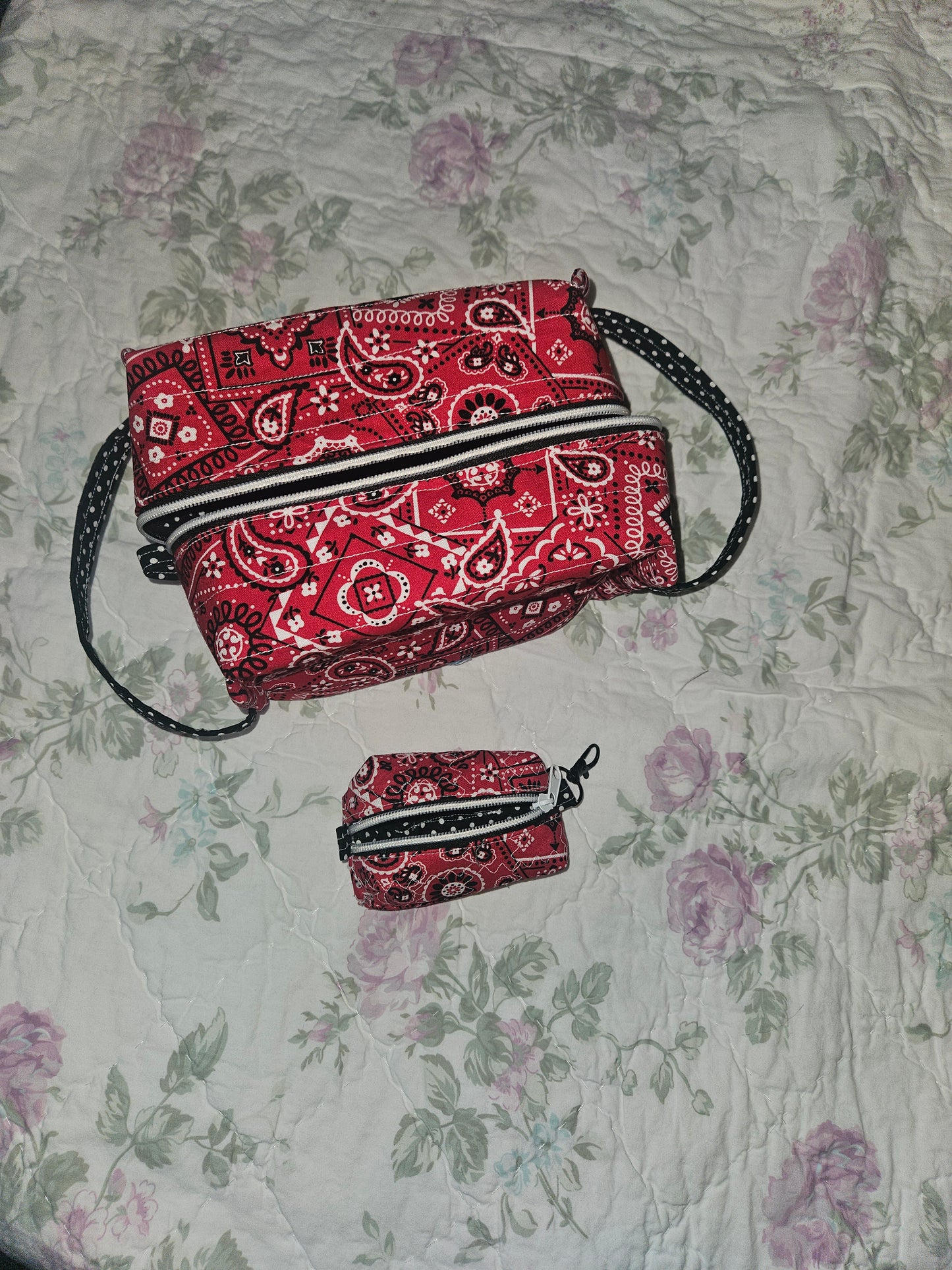 TOTE BAG, Red Bandana with black and white polka dots