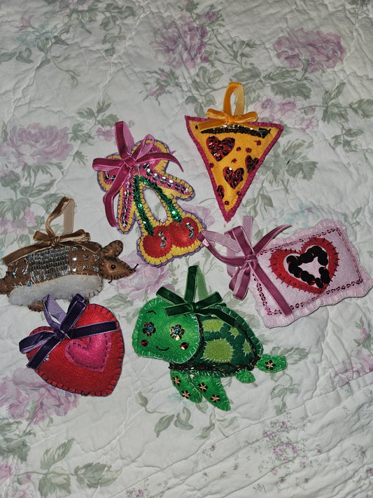 FELT ORNAMENTS (Any Occasion)