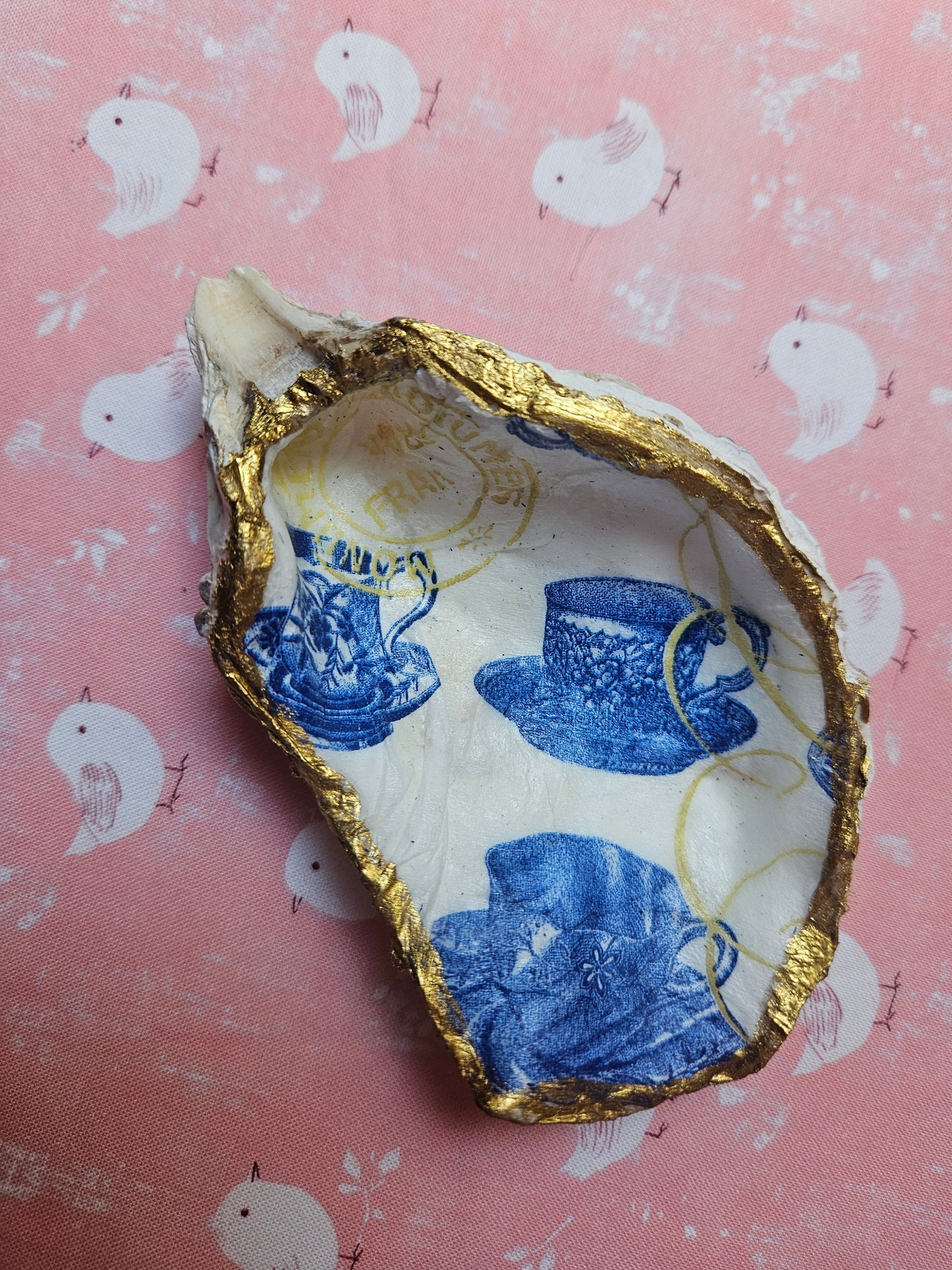 DECOUPAGED OYSTER SHELL